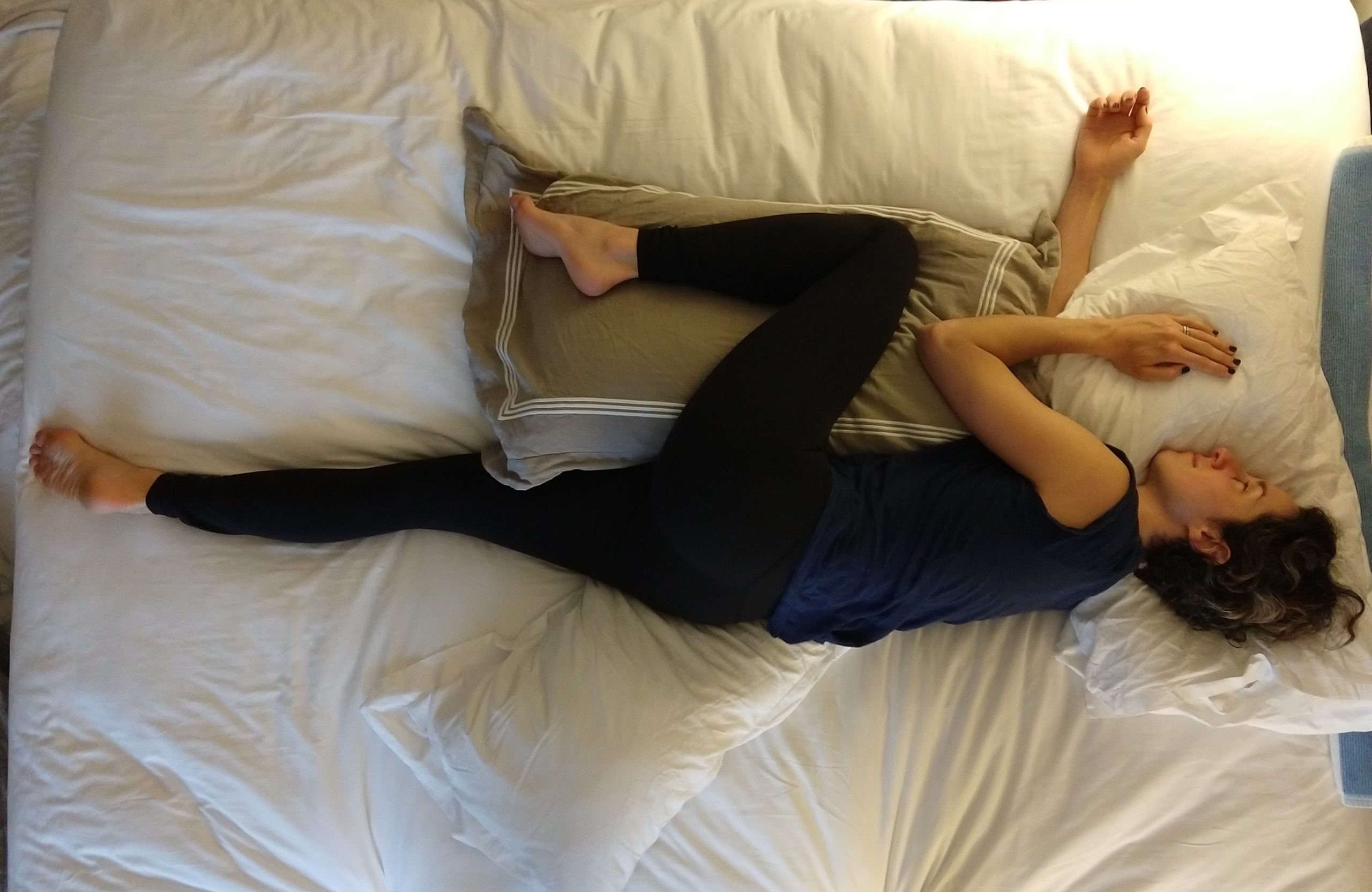 pillow to raise legs